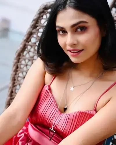 Call Girls Service in Suratgarh